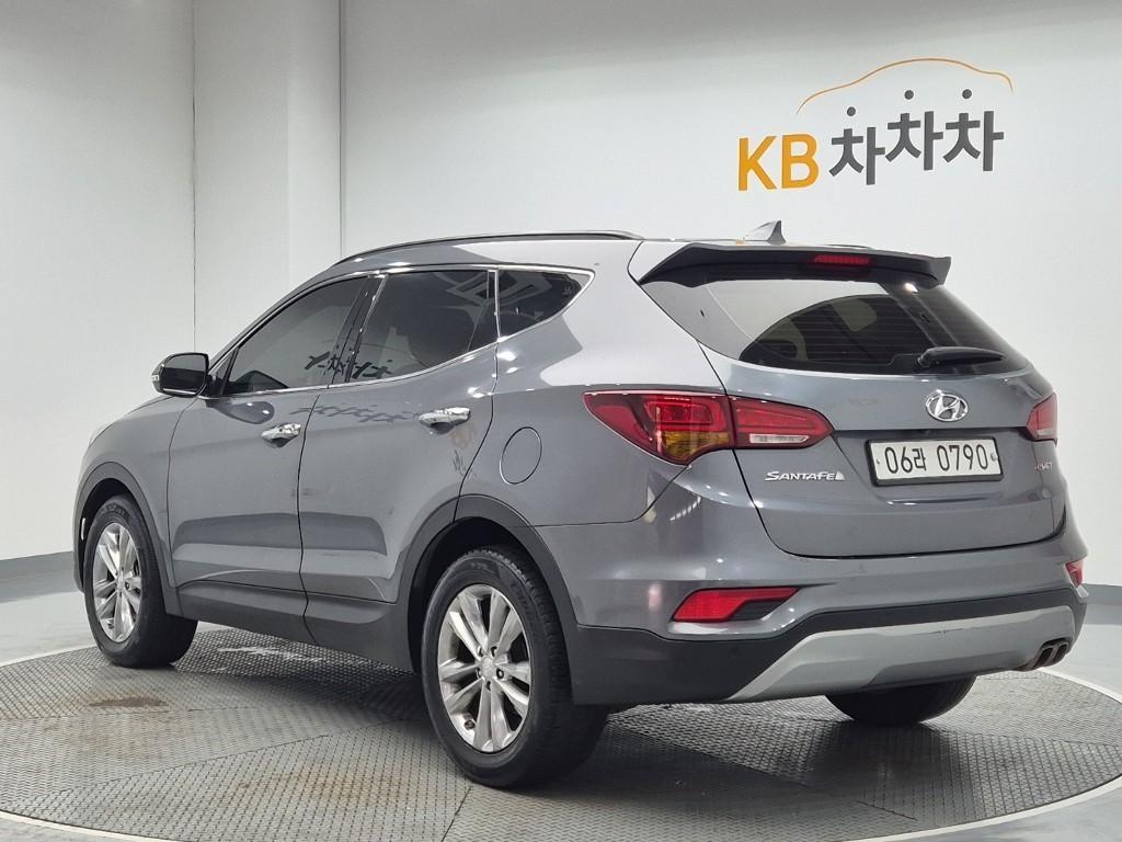 HYUNDAI Santa Fe - Vista 2