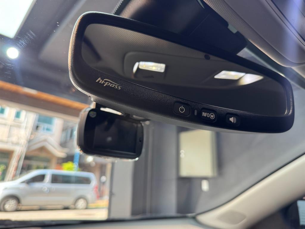 Chevrolet Malibu - Vista 11