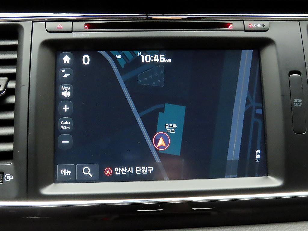 KIA Carnival - Vista 9