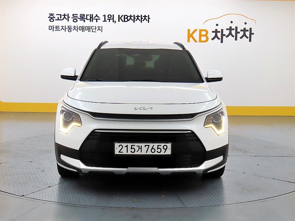 KIA Niro 2022 the color of pearl - Importación desde Corea - HF Imports Iquique - Foto 1