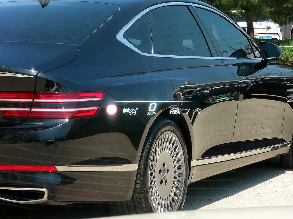 Mercedes Benz S Class - Vista 10