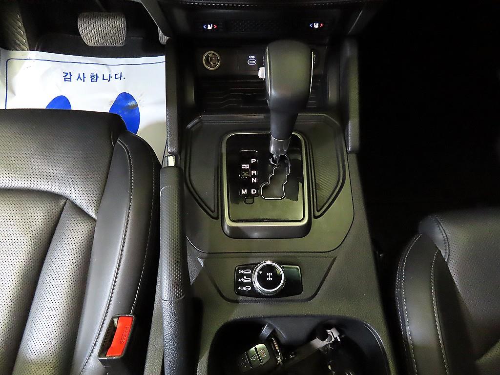 Ssangyong Rexton - Vista 12