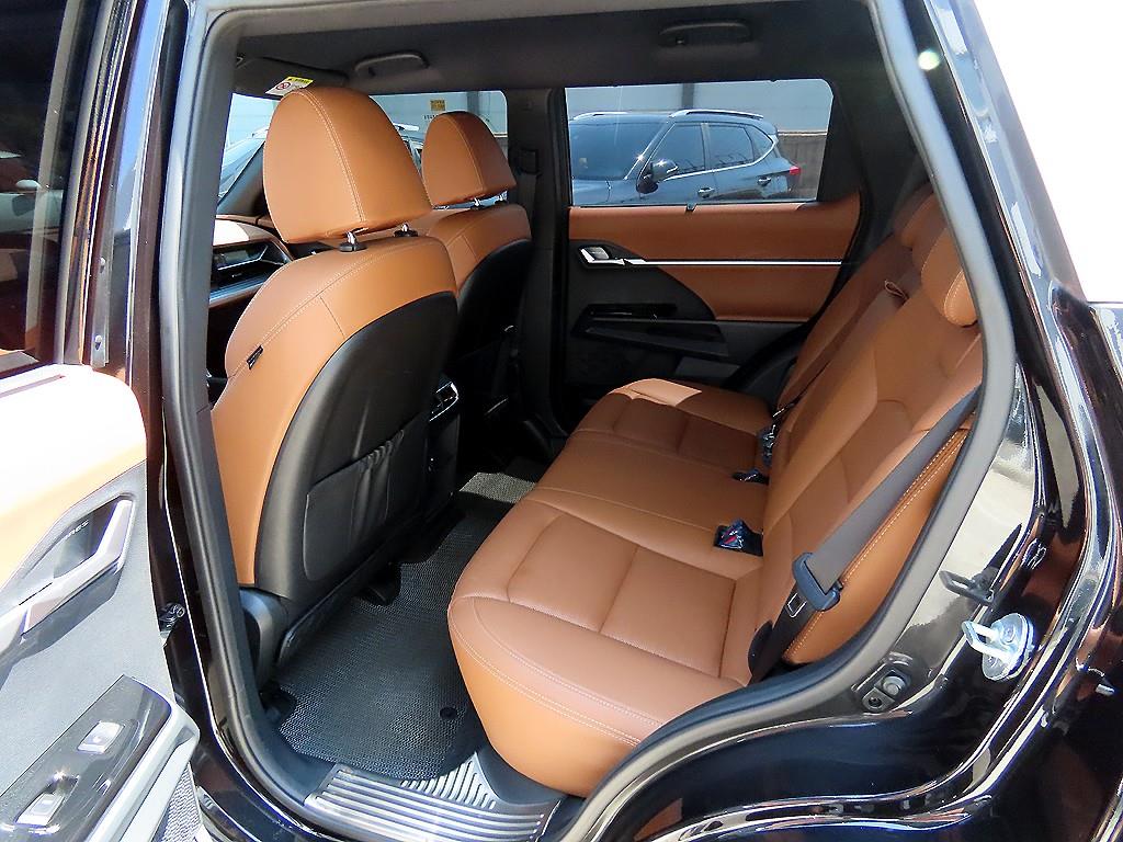 Ssangyong Torres - Vista 6