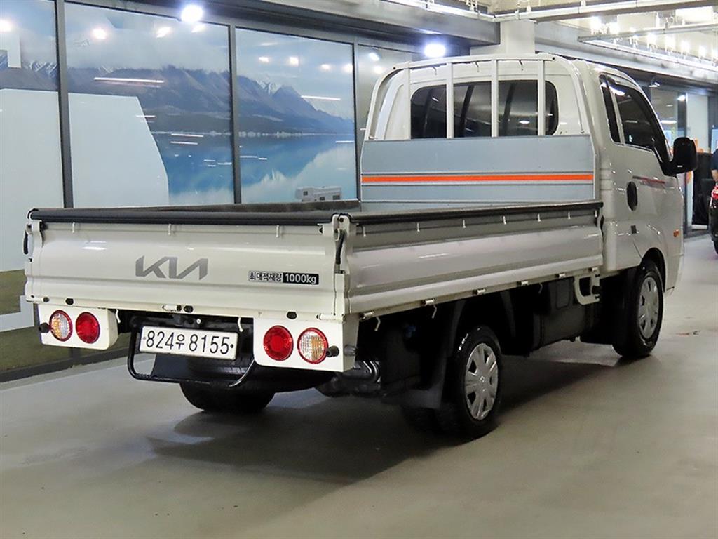 Small Truck Cargo (small) - Vista 4
