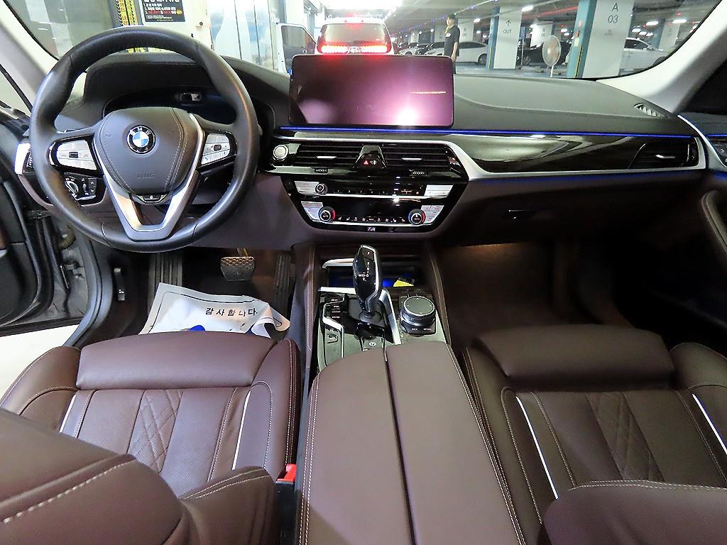 BMW 5 Series - Vista 10