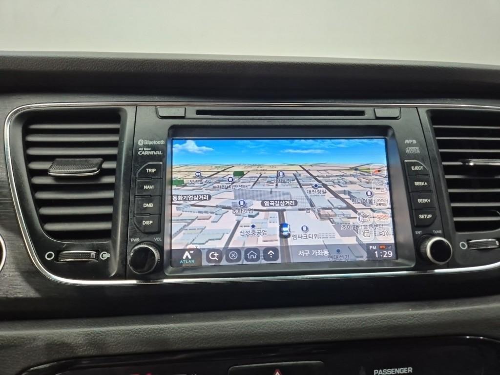 KIA Carnival 2018 Blanco - Importación desde Corea - HF Imports Iquique - Foto 13