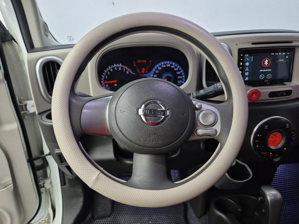 Nissan Cube - Vista 9