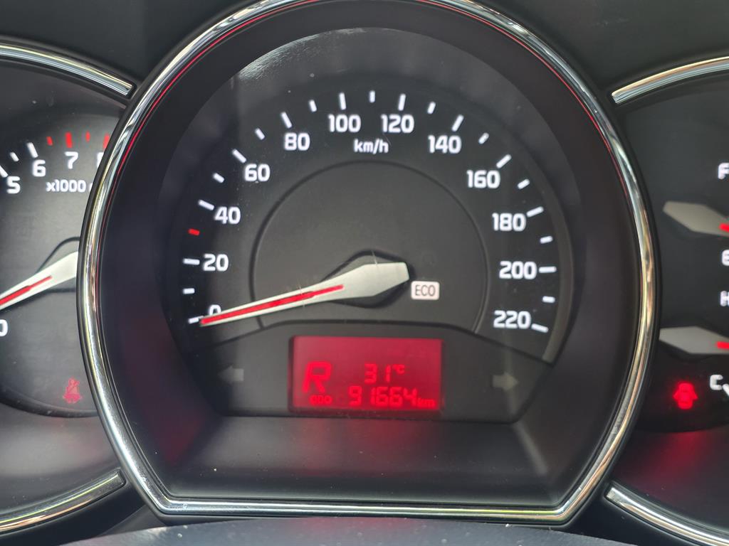 KIA Pride - Vista 10