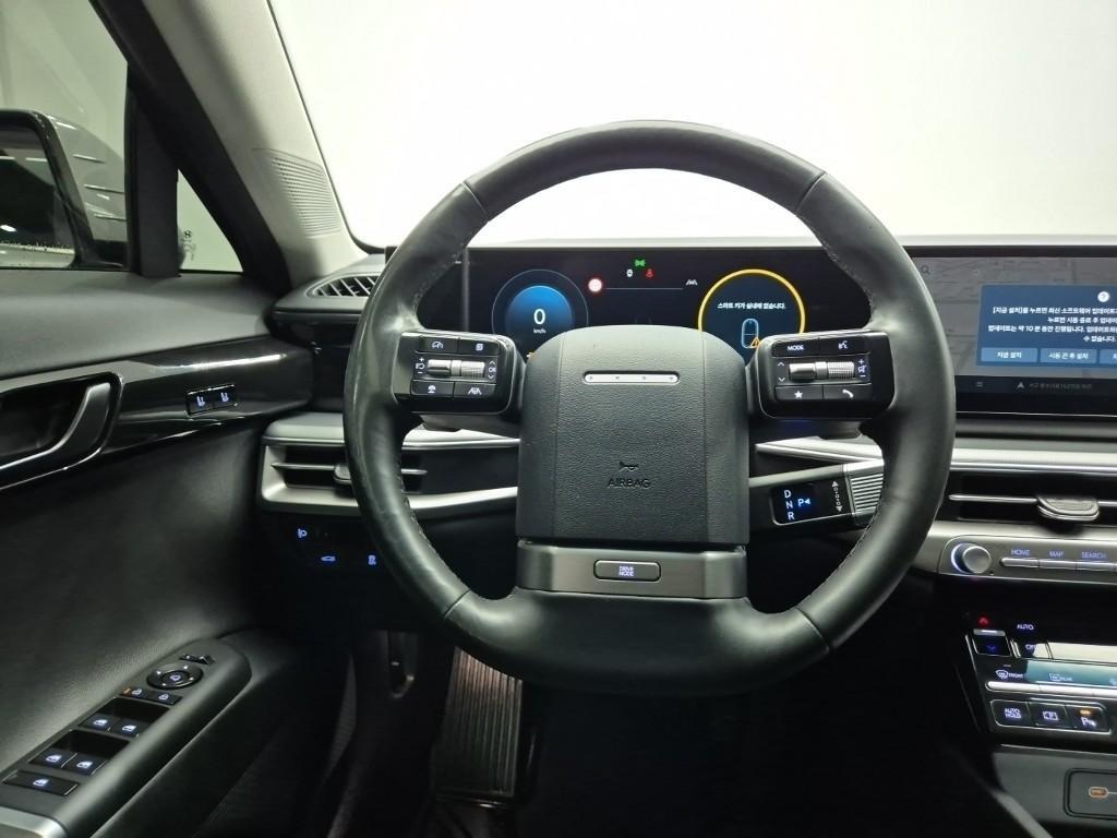 HYUNDAI Grandeur - Vista 9