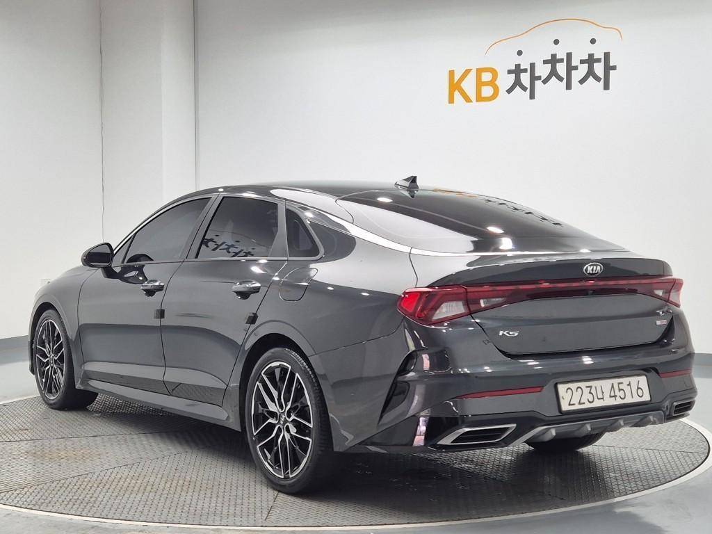 KIA K5 - Vista 2