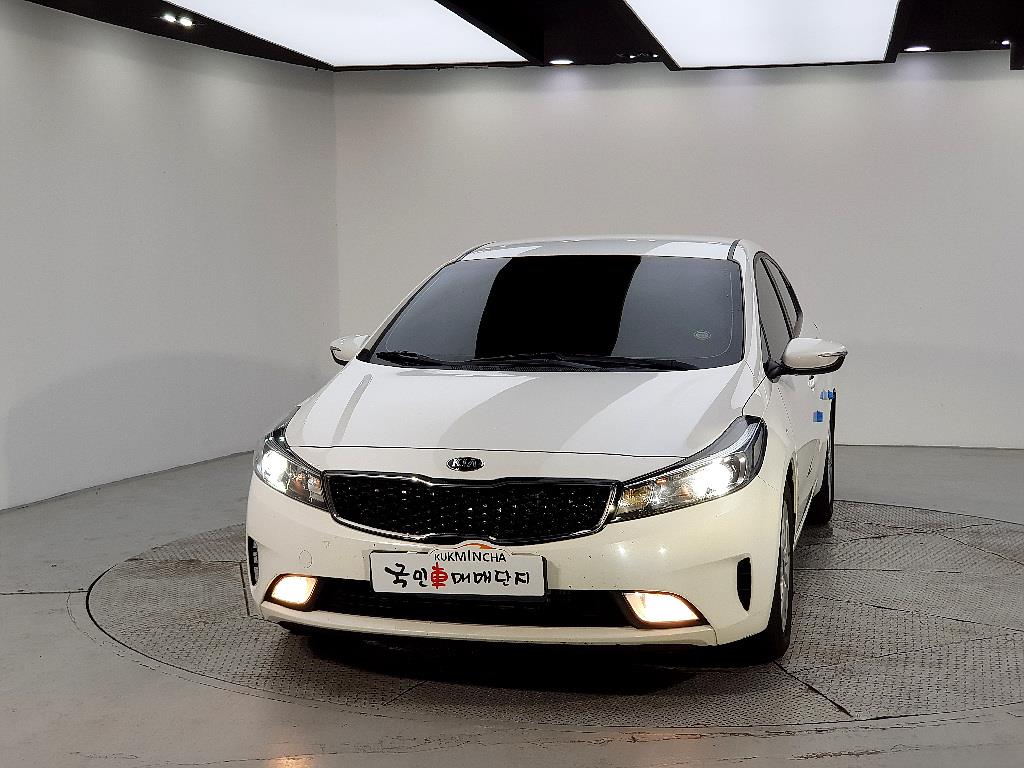 KIA K3 - Vista 2