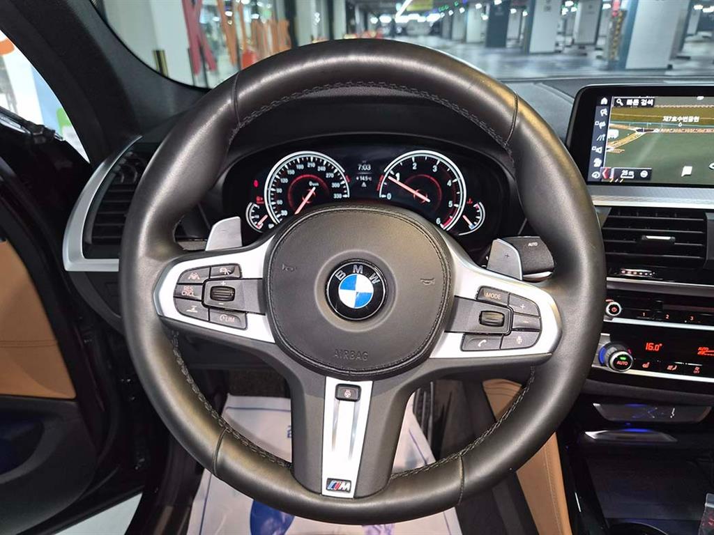 BMW X4 - Vista 8