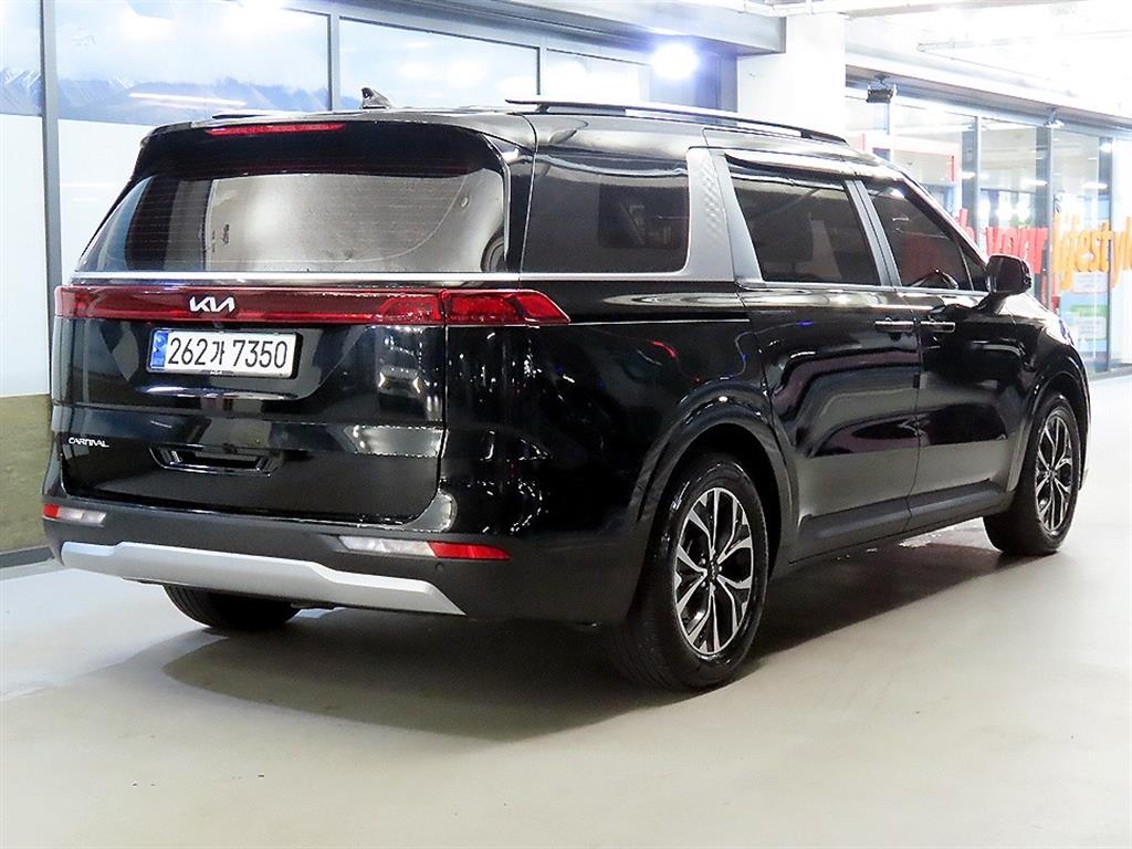 KIA Carnival - Vista 4