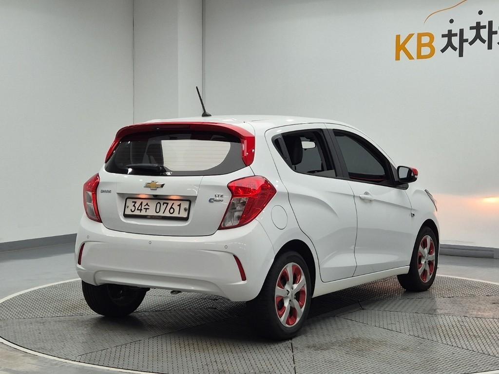 Chevrolet Spark - Vista 3