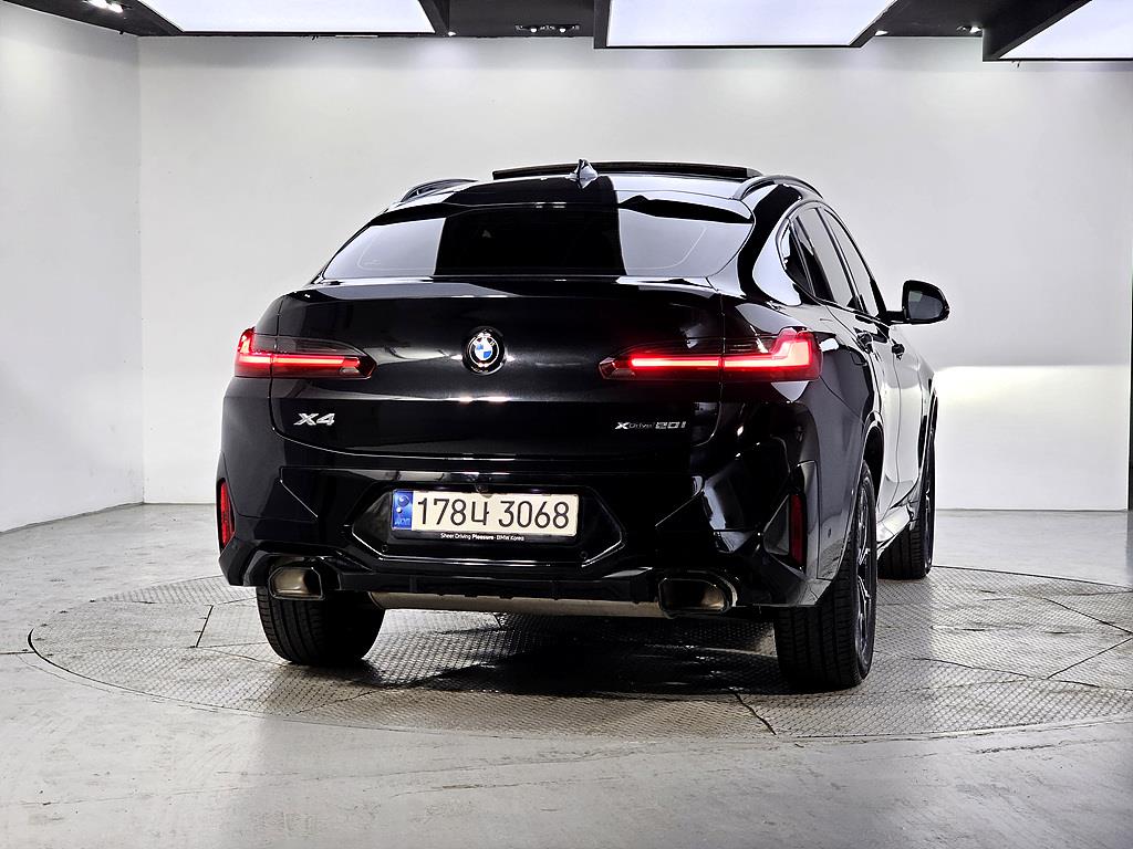 BMW X4 - Vista 3