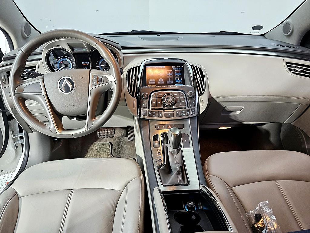DAEWOO Alpheon - Vista 5