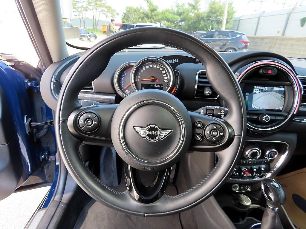 Mini Clubman - Vista 8