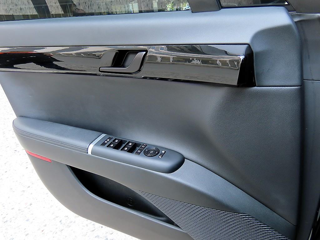 HYUNDAI Grandeur - Vista 11