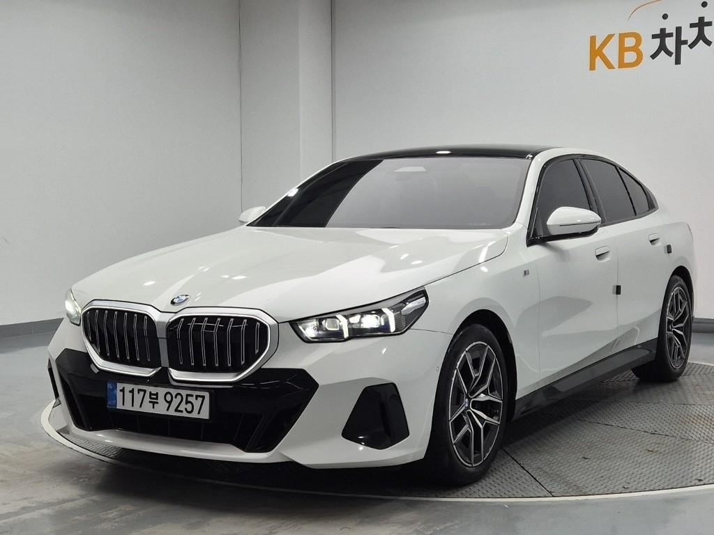 BMW 5 Series 2025 Blanco - Importación desde Corea - HF Imports Iquique - Foto 1