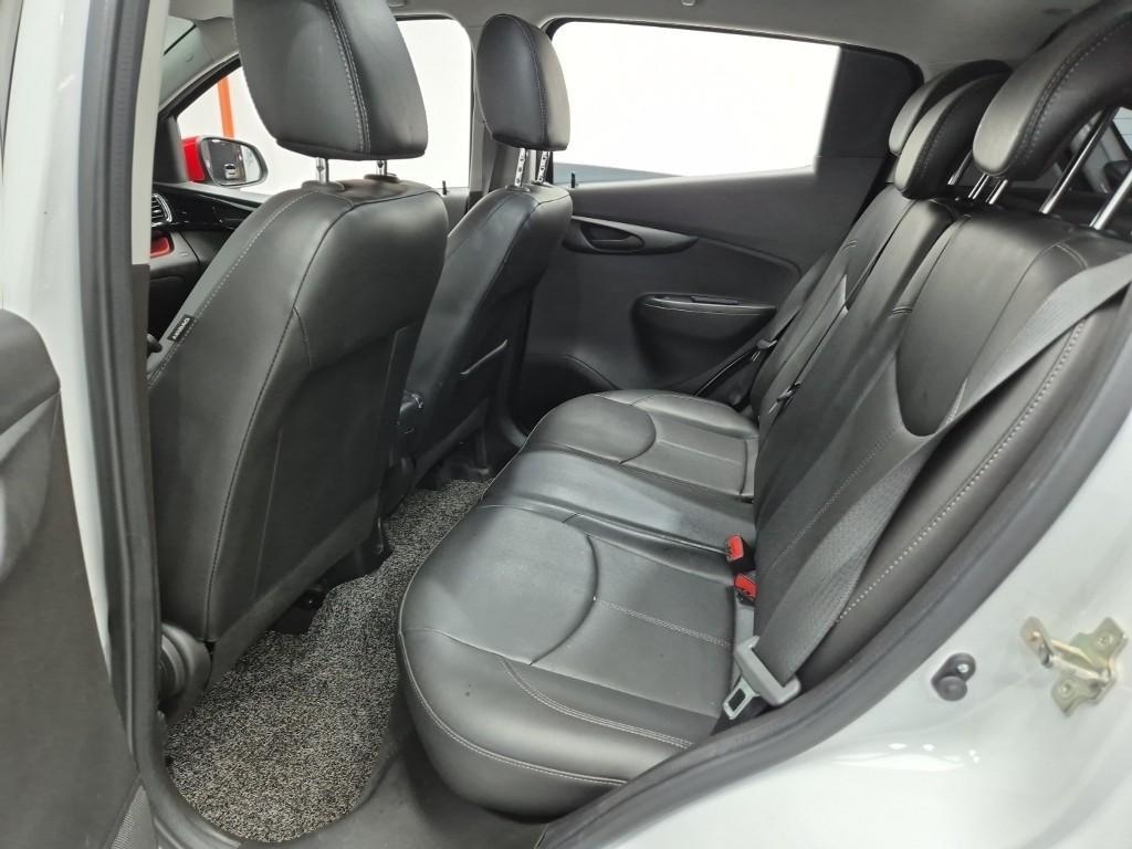 Chevrolet Spark - Vista 12