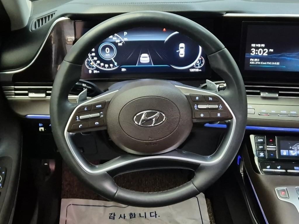 HYUNDAI Grandeur - Vista 9