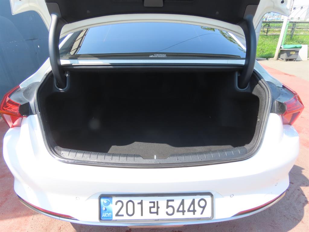 KIA K8 - Vista 9