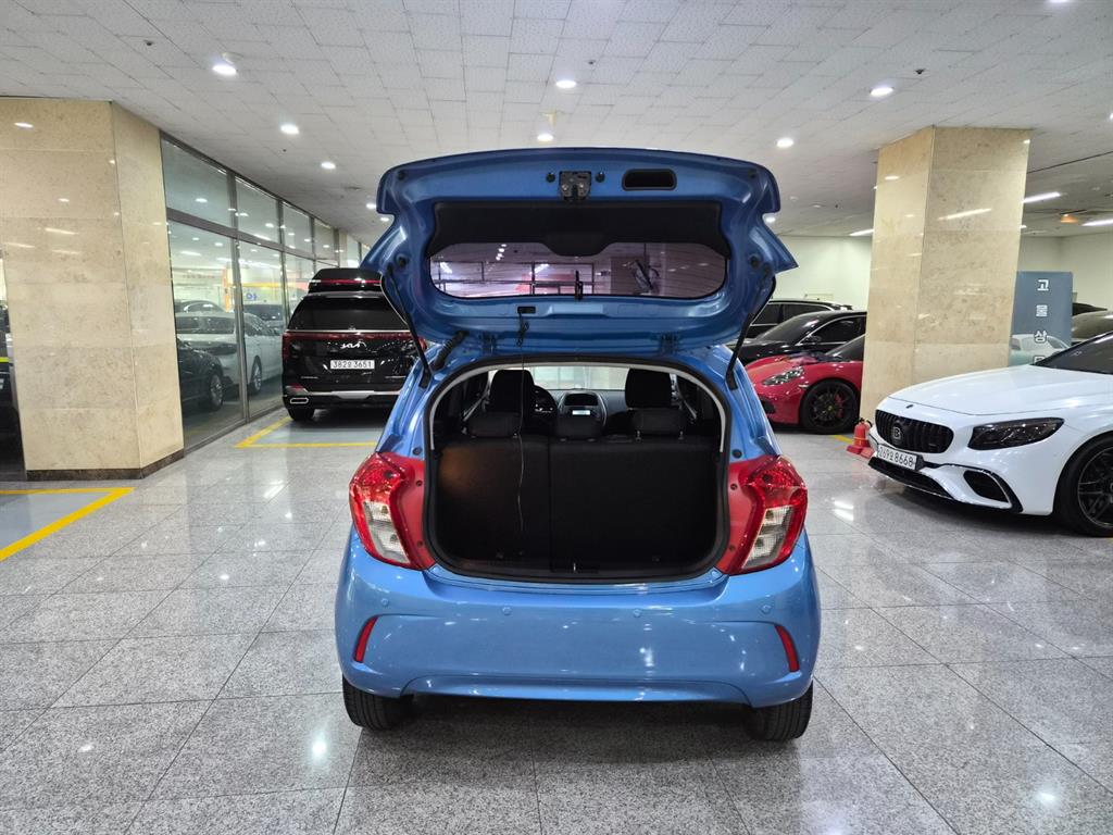 Chevrolet Spark - Vista 5