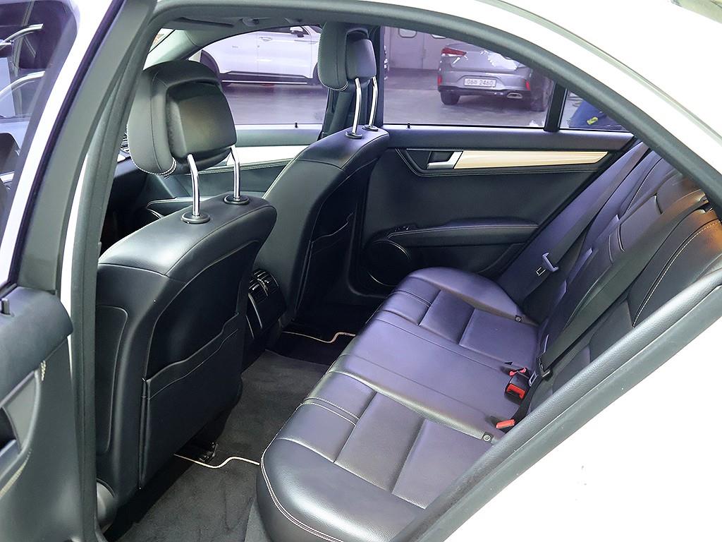 Mercedes Benz C Class 2013 Blanco - Importación desde Corea - HF Imports Iquique - Foto 12