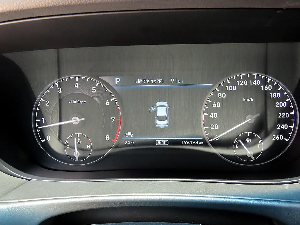 Genesis EQ900 - Vista 8