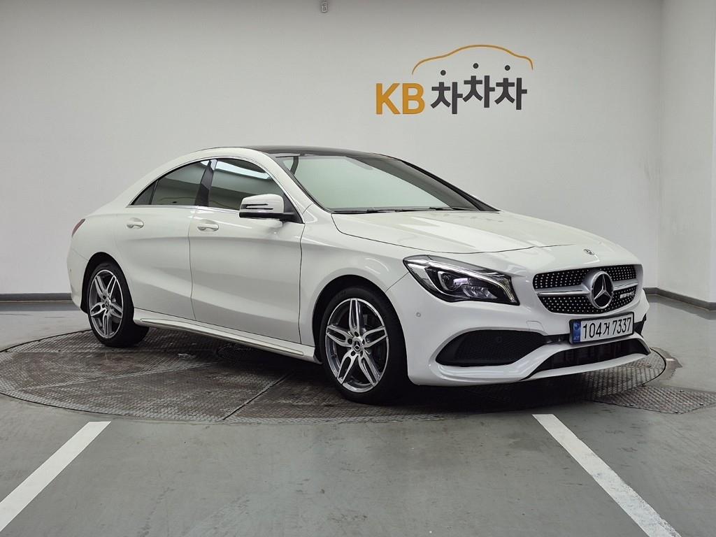 Mercedes Benz CLA Class - Vista 2