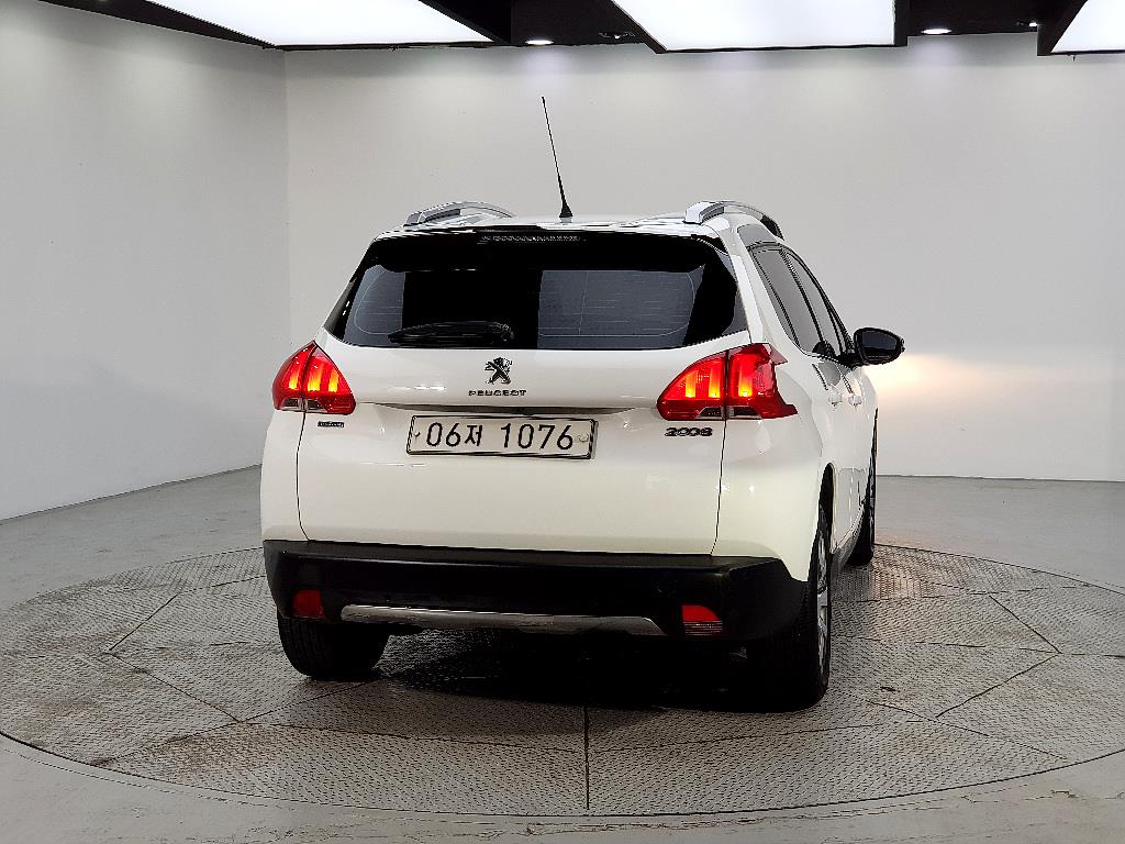 Peugeot 2008 - Vista 3