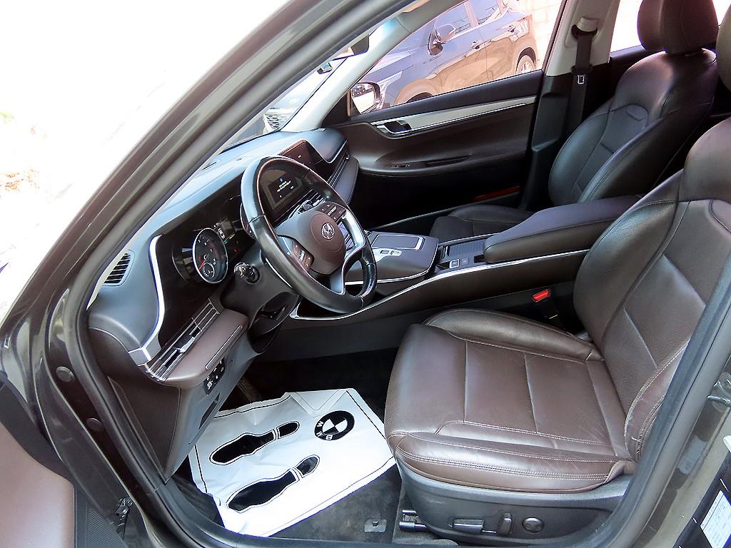 HYUNDAI Grandeur - Vista 5