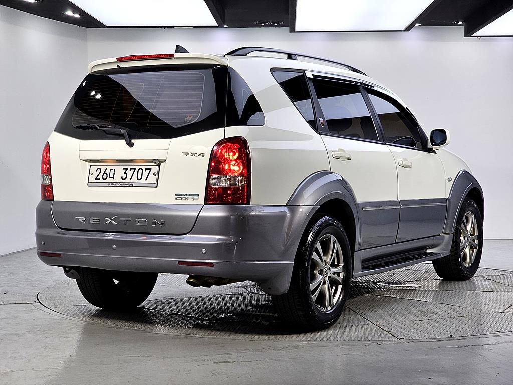 Ssangyong Rexton - Vista 4