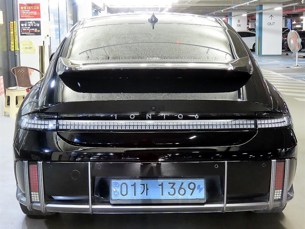 HYUNDAI Ioniq 6 - Vista 5
