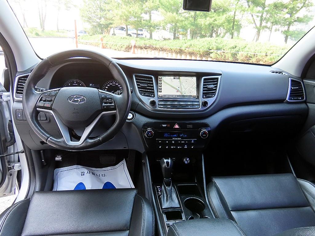 HYUNDAI Tucson - Vista 7