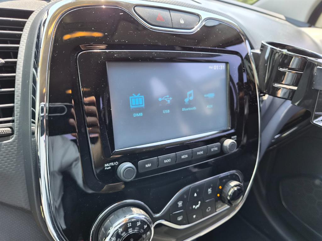 SAMSUNG QM3 - Vista 10