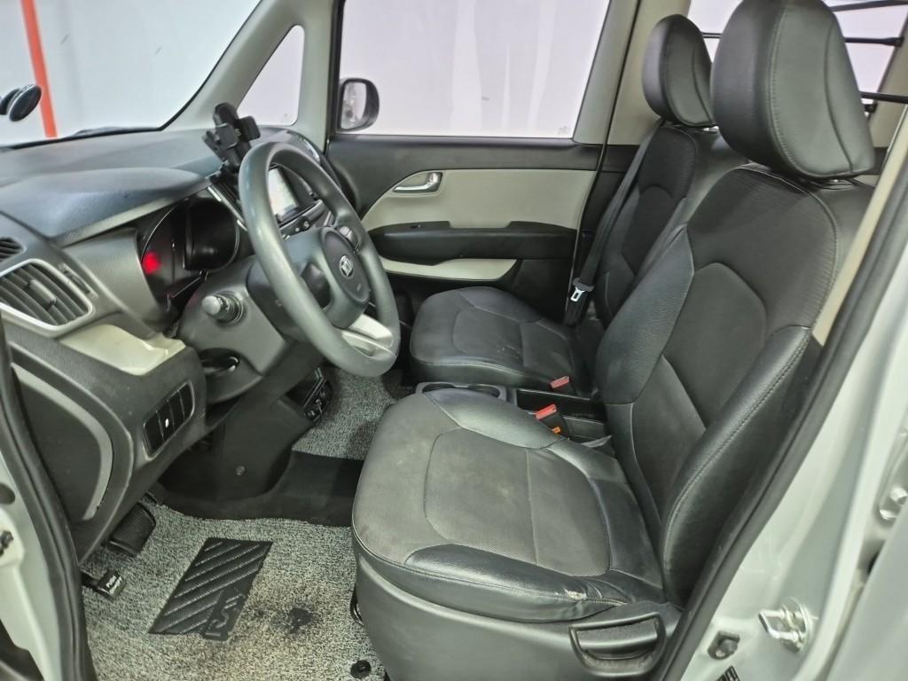 KIA Ray - Vista 10
