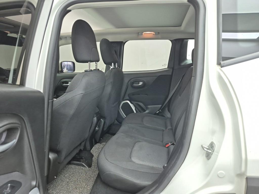 Jeep Renegade - Vista 12