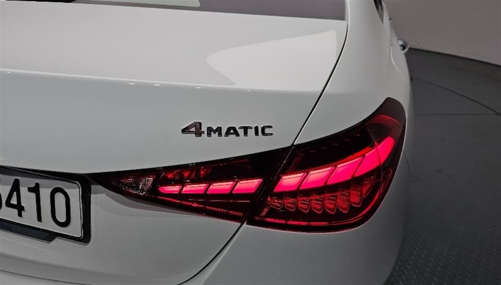 Mercedes Benz C Class - Vista 8