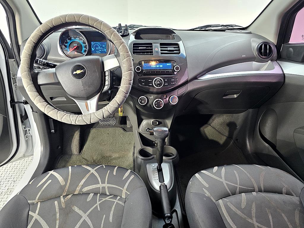 Chevrolet Spark - Vista 5