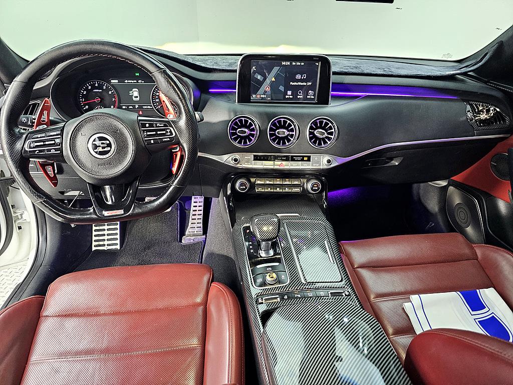 KIA Stinger - Vista 5