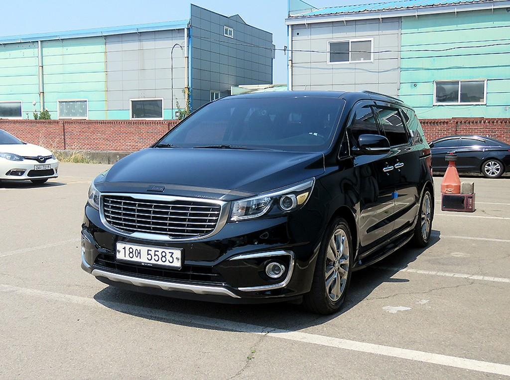 KIA Carnival - Vista 2