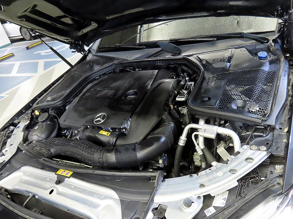 Mercedes Benz C Class 2021 Gris - Importación desde Corea - HF Imports Iquique - Foto 19