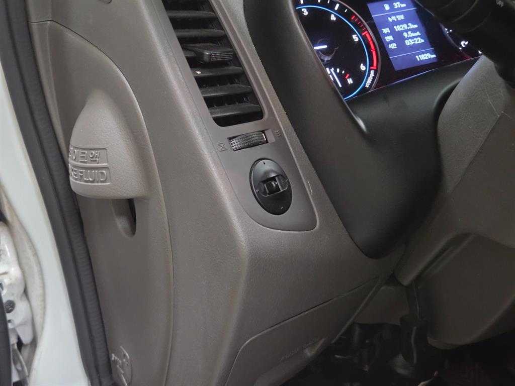 Small Truck Cargo (small) 2023 Blanco - Importación desde Corea - HF Imports Iquique - Foto 15