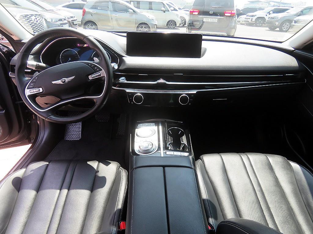 Genesis G80 - Vista 8