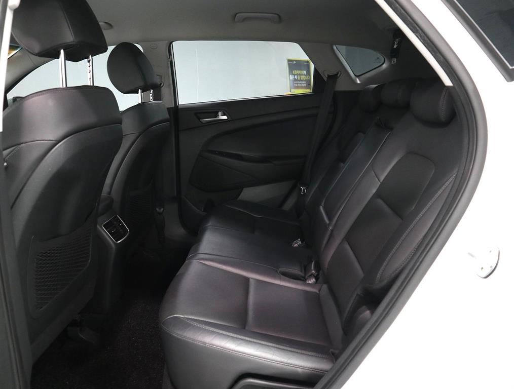 HYUNDAI Tucson - Vista 9