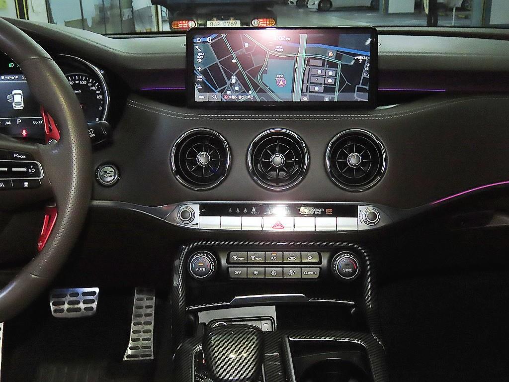 KIA Stinger - Vista 10