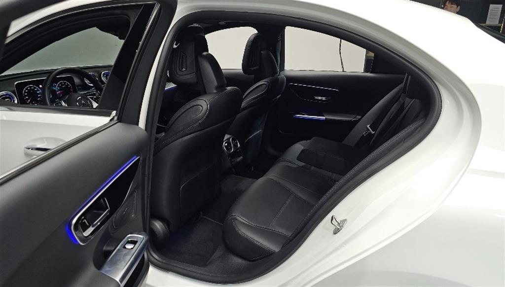 Mercedes Benz C Class 2023 Blanco - Importación desde Corea - HF Imports Iquique - Foto 18