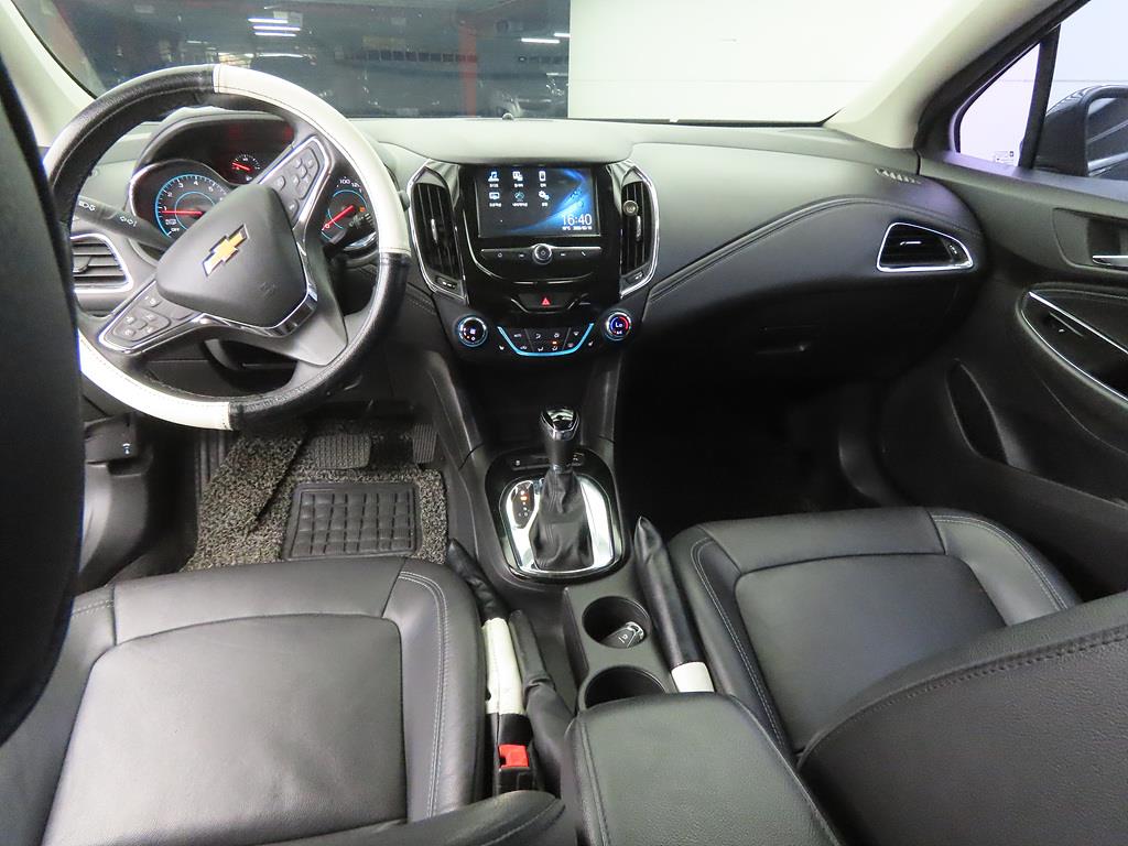 Chevrolet Cruise - Vista 7