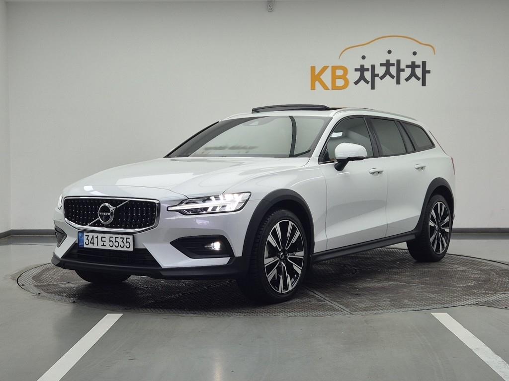 Volvo V60 2022 Blanco - Importación desde Corea - HF Imports Iquique - Foto 1